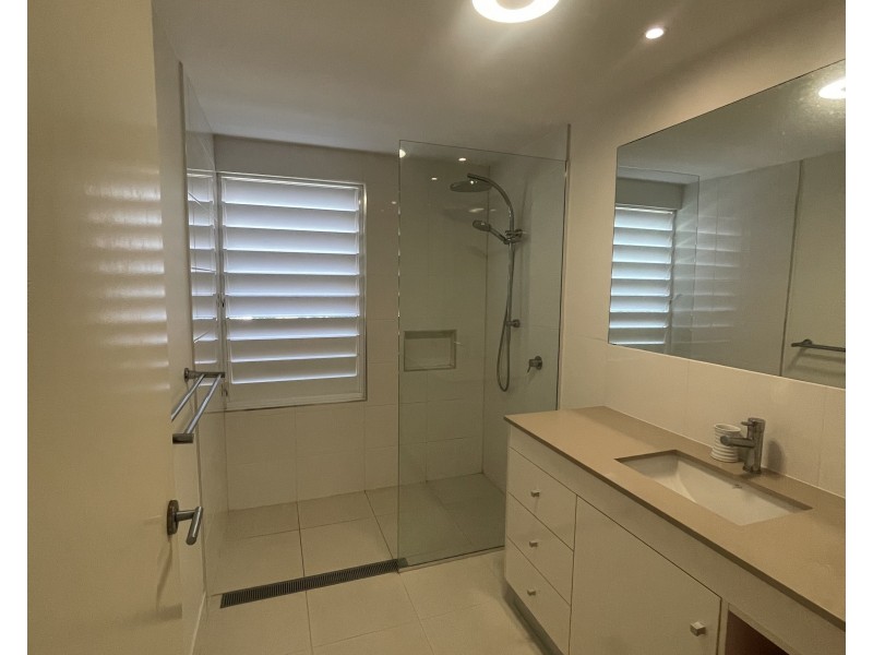 4 Bunting St, Wongaling Beach QLD 4852