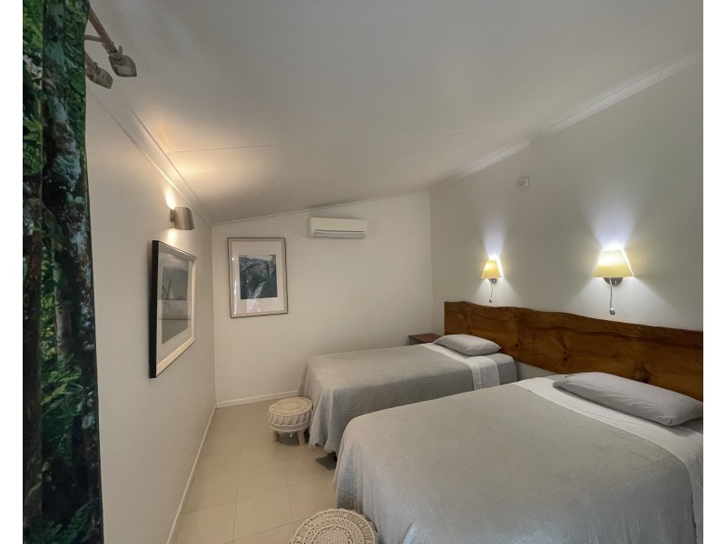 14 Pioneer St, Bingil Bay QLD 4852
