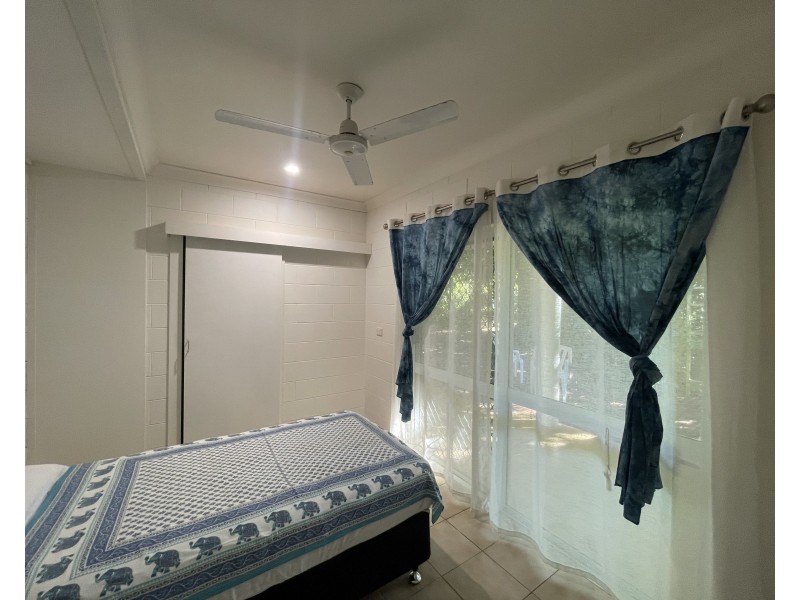 14 Pioneer St, Bingil Bay QLD 4852