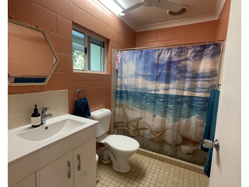 14 Pioneer St, Bingil Bay QLD 4852
