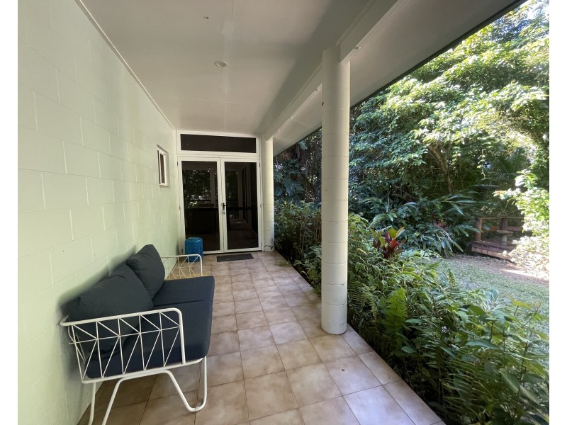 14 Pioneer St, Bingil Bay QLD 4852