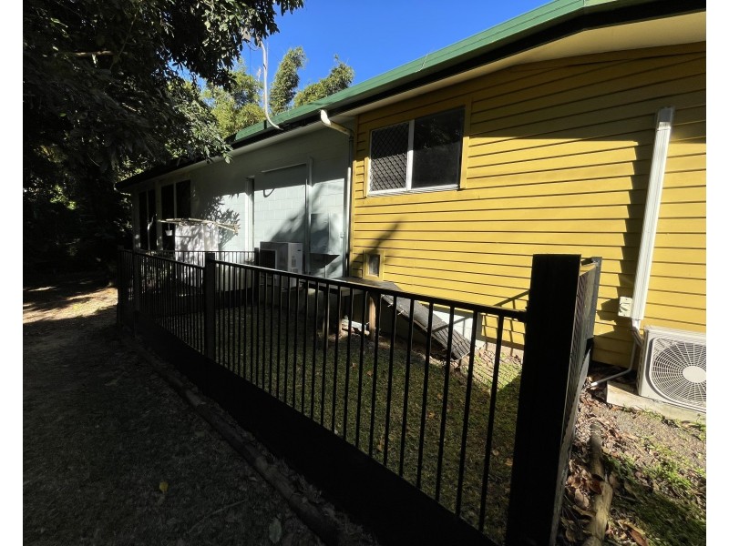 14 Pioneer St, Bingil Bay QLD 4852