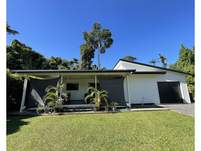 13 Sandpiper Cl, Mission Beach QLD 4852