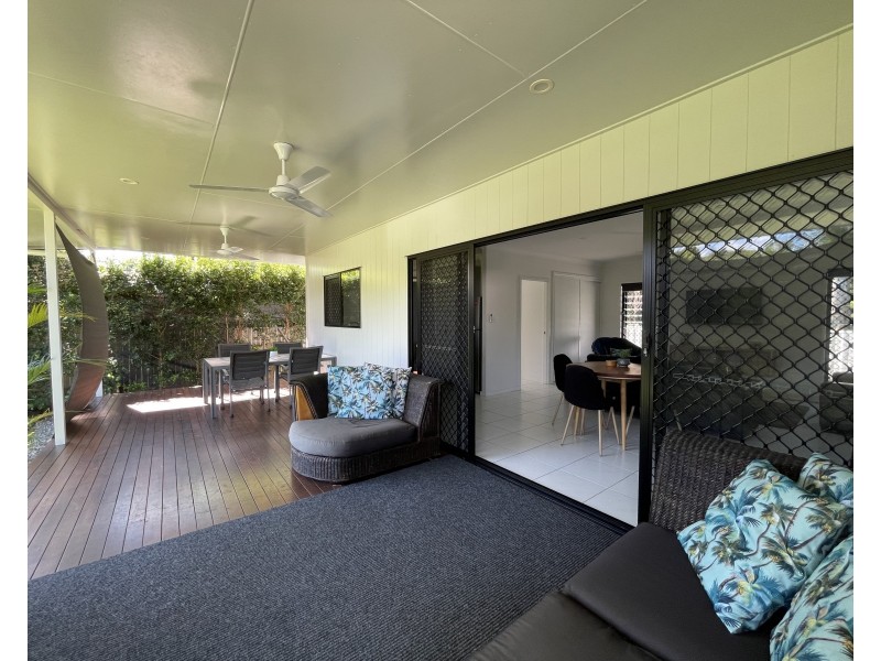 13 Sandpiper Cl, Mission Beach QLD 4852