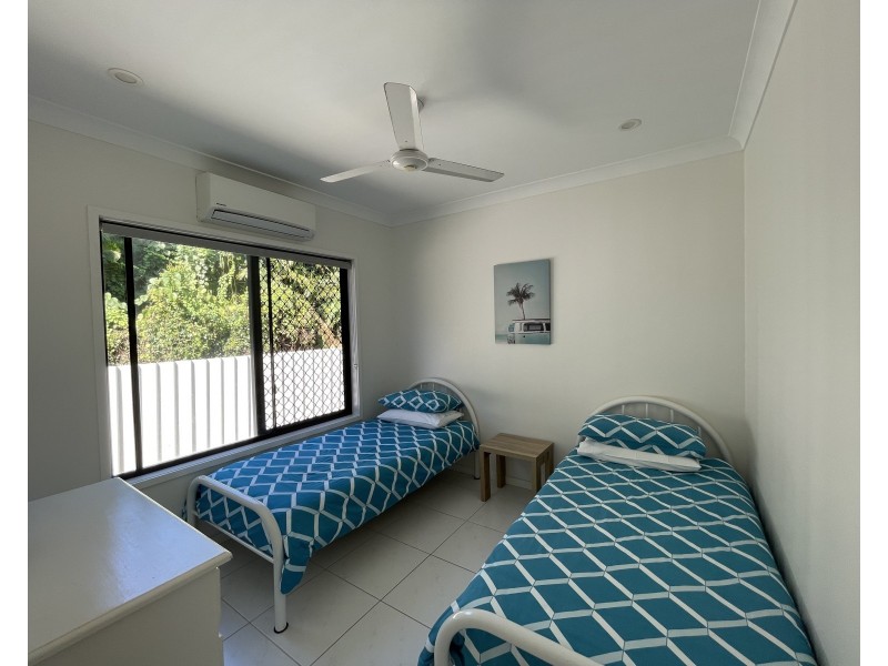 13 Sandpiper Cl, Mission Beach QLD 4852