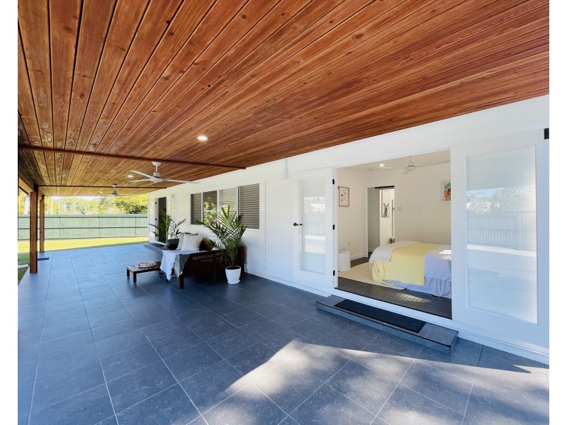 31 Kwila St, Wongaling Beach QLD 4852