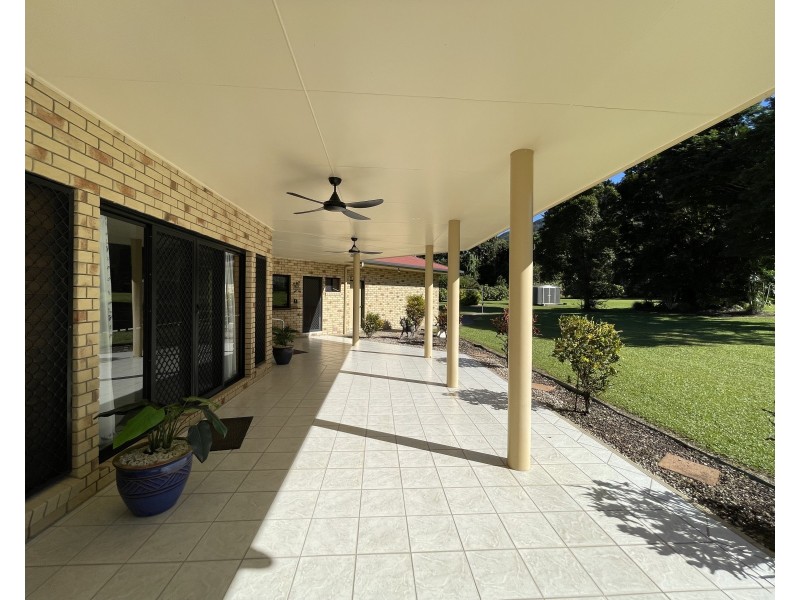 68 Keir Rd, Tully QLD 4854