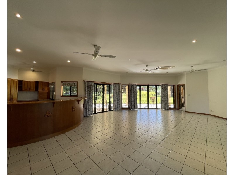 68 Keir Rd, Tully QLD 4854