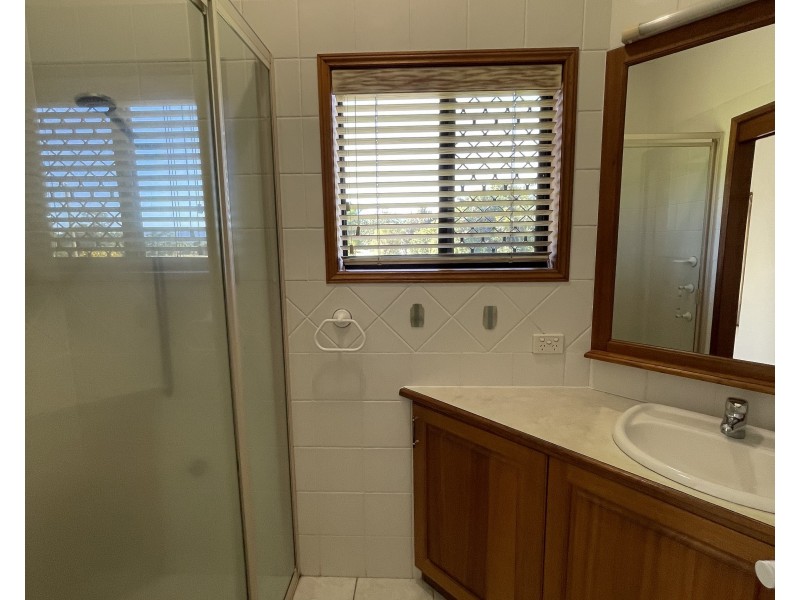 68 Keir Rd, Tully QLD 4854