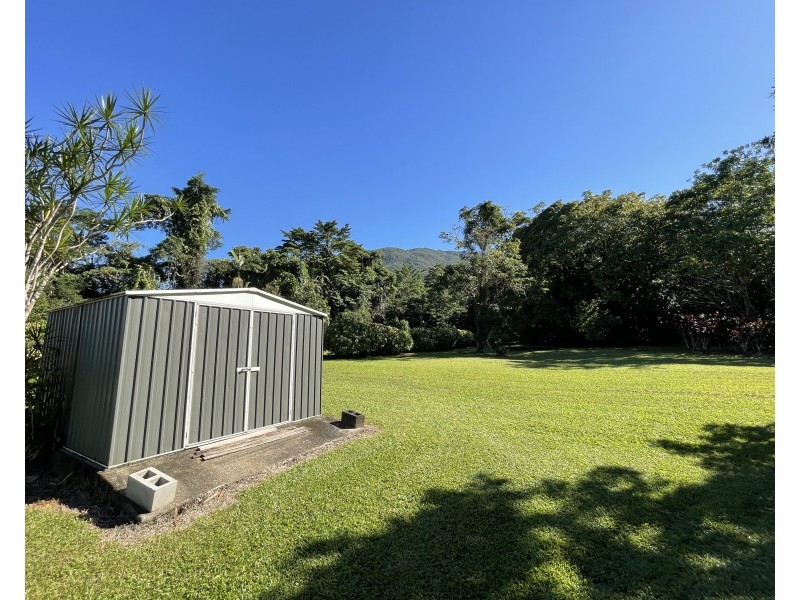 68 Keir Rd, Tully QLD 4854