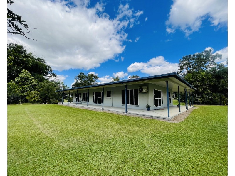 33 Thomas Ct, Bulgun QLD 4854