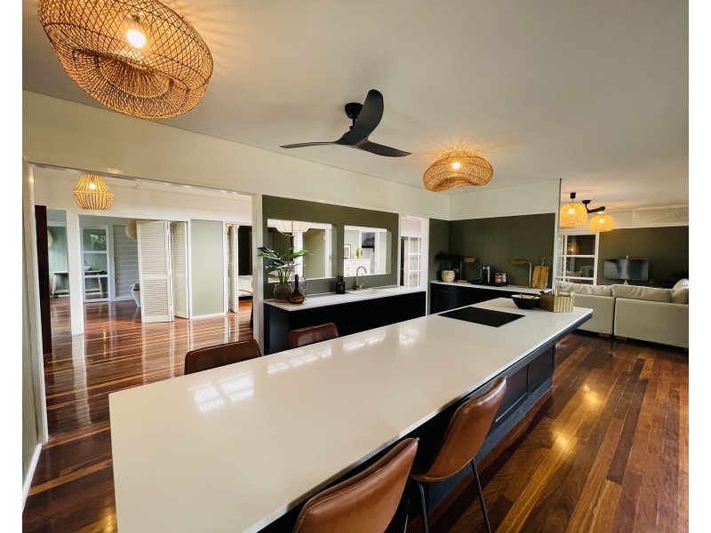 6 Jessie Lane, South Mission Beach QLD 4852