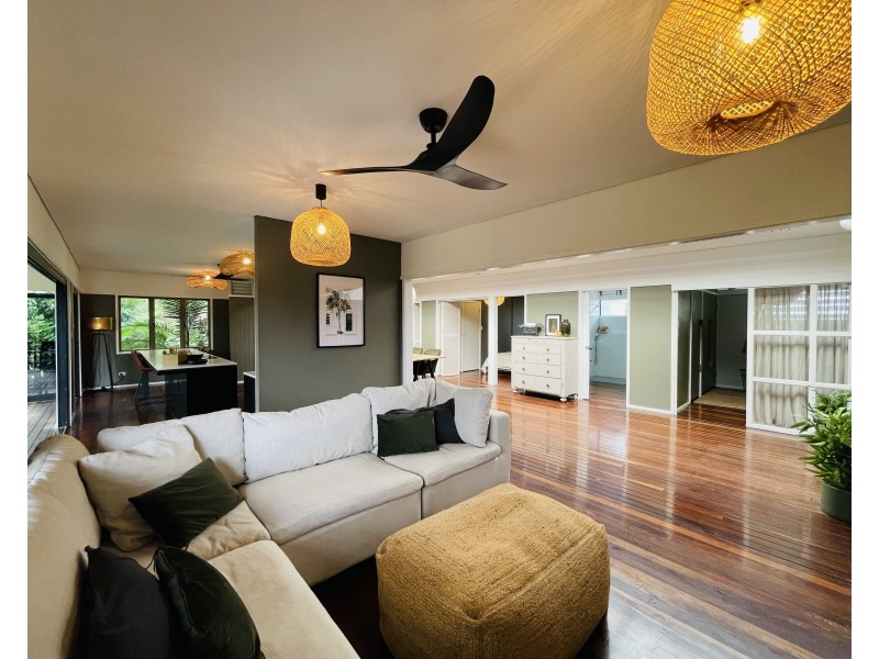 6 Jessie Lane, South Mission Beach QLD 4852