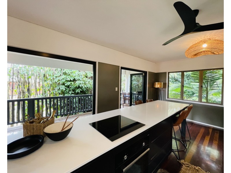 6 Jessie Lane, South Mission Beach QLD 4852