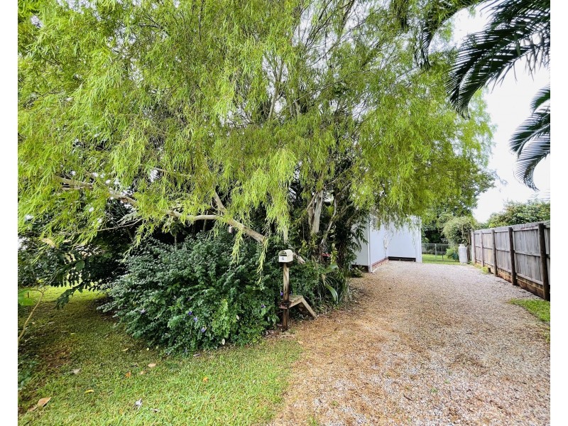 6 Jessie Lane, South Mission Beach QLD 4852