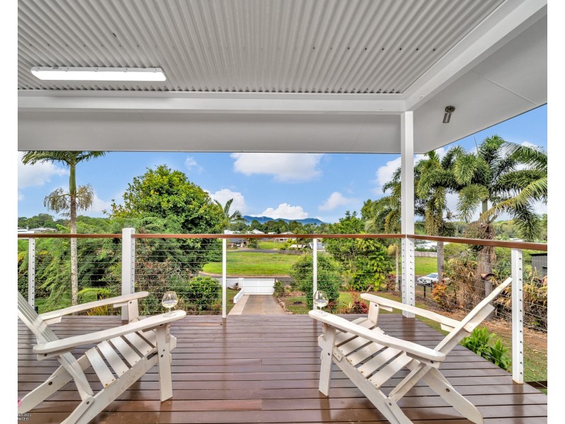 7 Genoa Ct, South Mission Beach QLD 4852