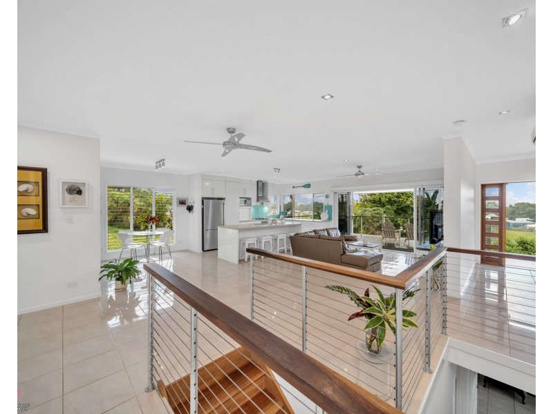 7 Genoa Ct, South Mission Beach QLD 4852