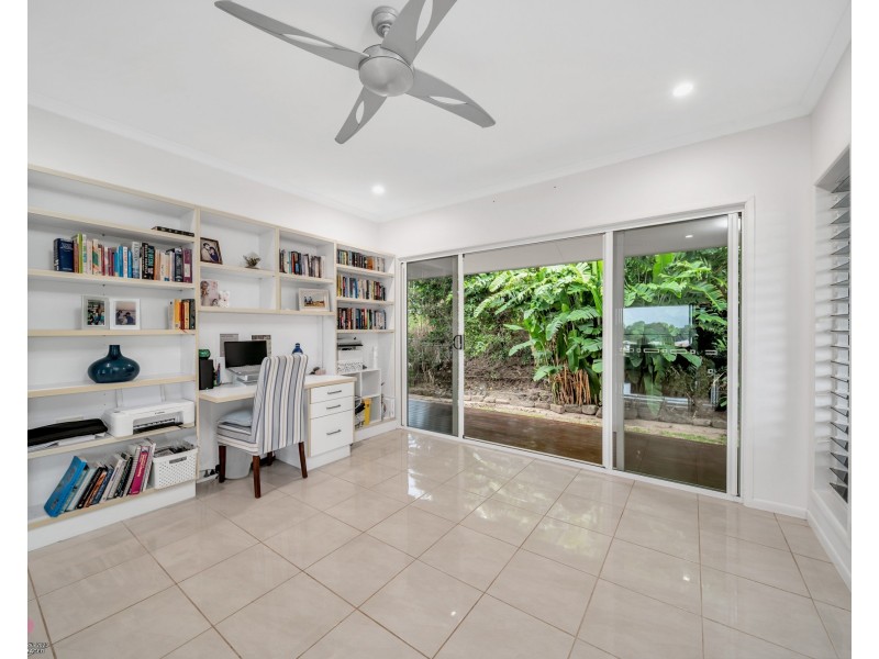 7 Genoa Ct, South Mission Beach QLD 4852