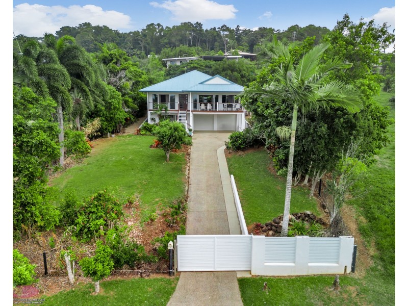 7 Genoa Ct, South Mission Beach QLD 4852