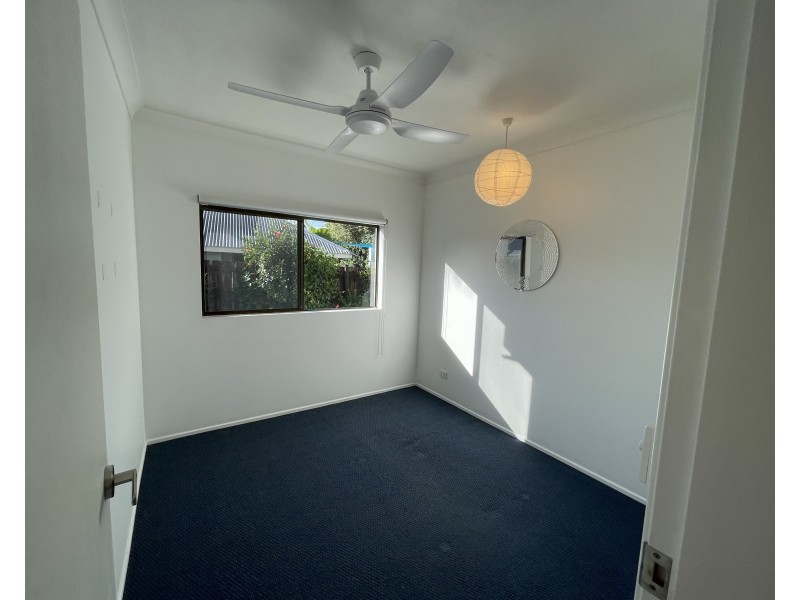Unit 1/135 Reid Rd, Wongaling Beach QLD 4852