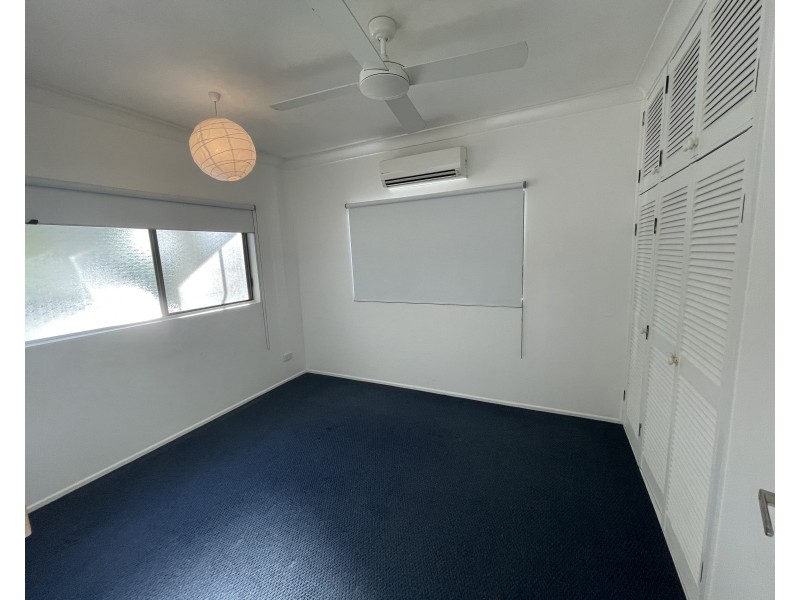 Unit 1/135 Reid Rd, Wongaling Beach QLD 4852