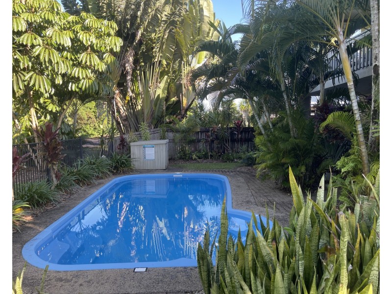 Unit 1/135 Reid Rd, Wongaling Beach QLD 4852