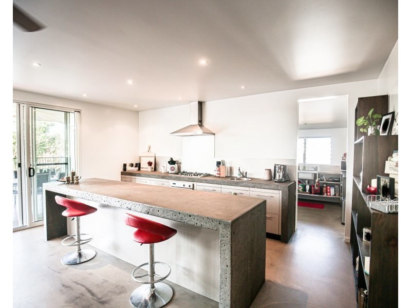 45 Cutten St, Bingil Bay QLD 4852
