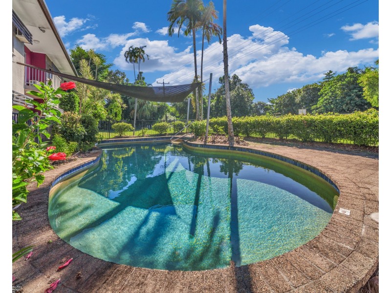 Unit 2/151-153 Reid Rd, Wongaling Beach QLD 4852