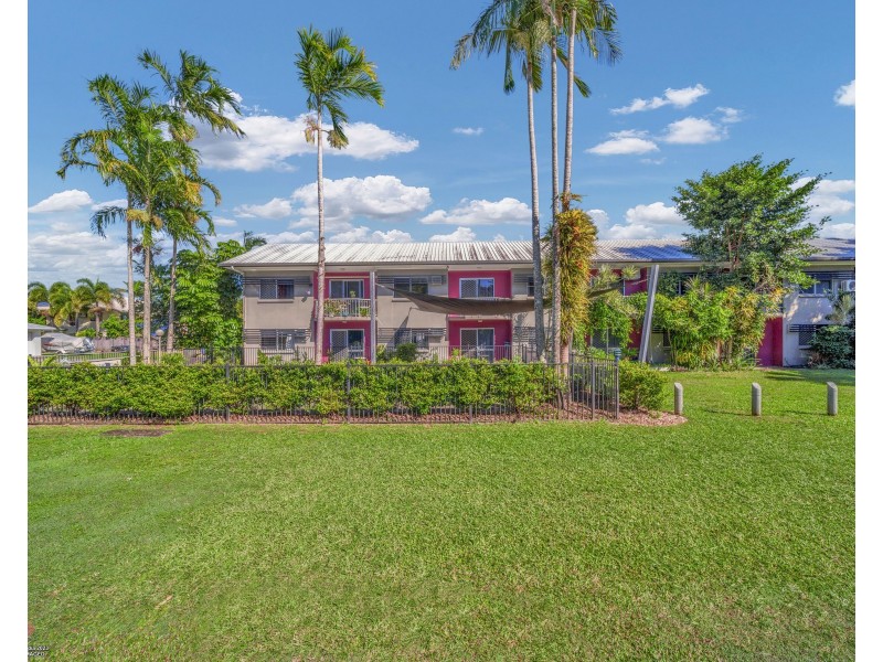 Unit 2/151-153 Reid Rd, Wongaling Beach QLD 4852