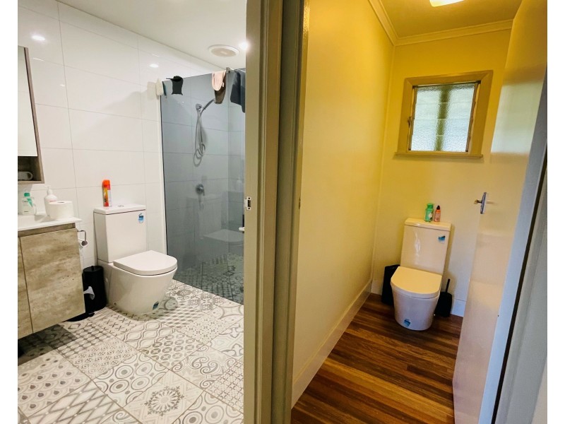 8 Endeavour Ave, Mission Beach QLD 4852