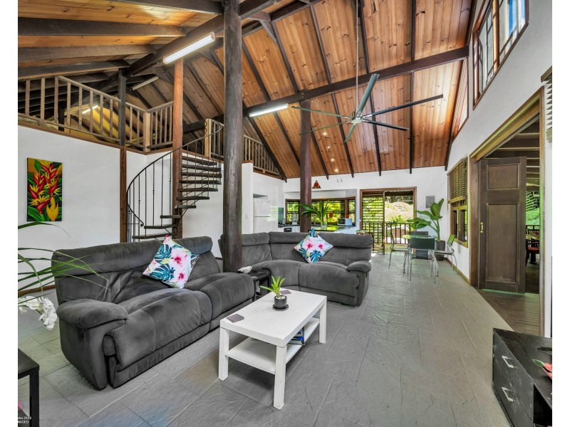 436 Bingil Bay Rd, Bingil Bay QLD 4852