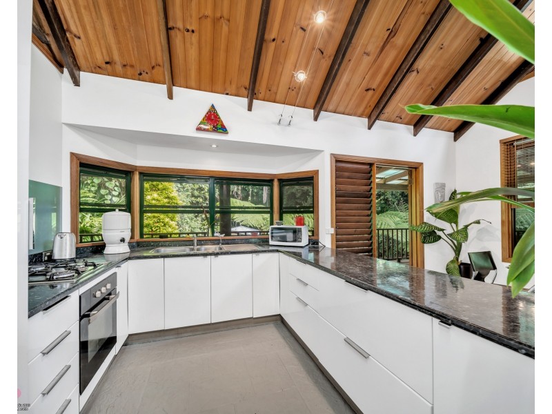 436 Bingil Bay Rd, Bingil Bay QLD 4852