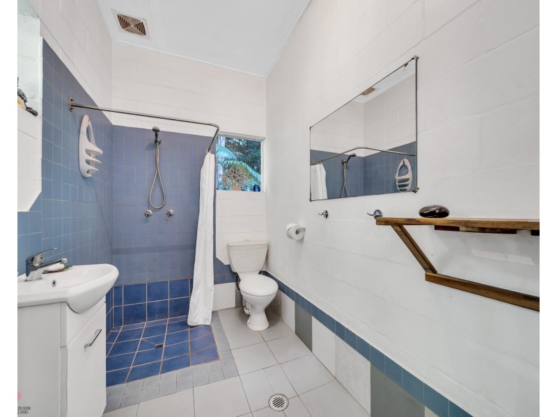 436 Bingil Bay Rd, Bingil Bay QLD 4852