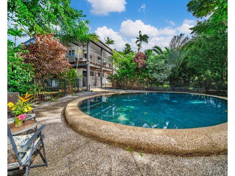 7 Webb Ct, Bingil Bay QLD 4852