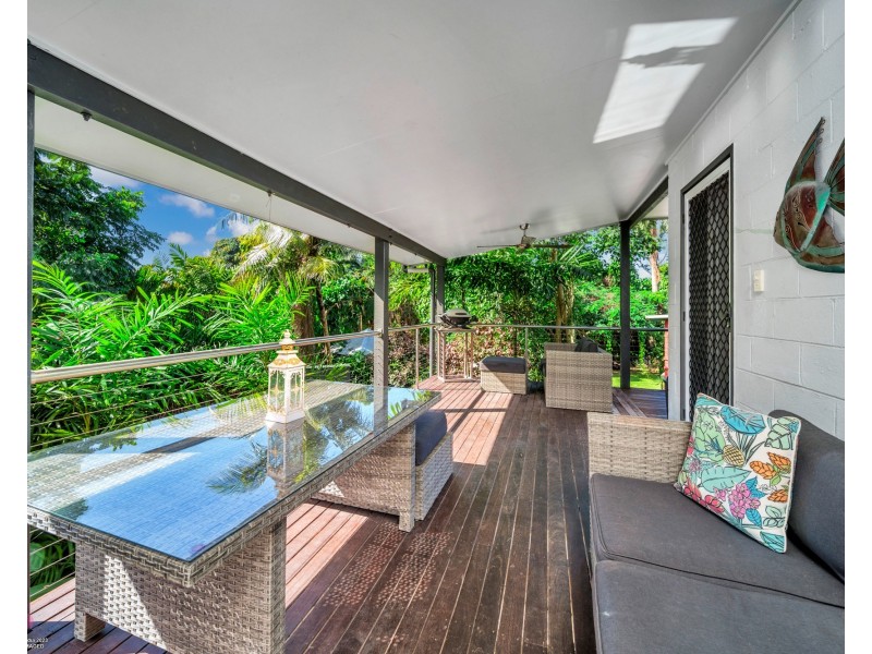 7 Webb Ct, Bingil Bay QLD 4852