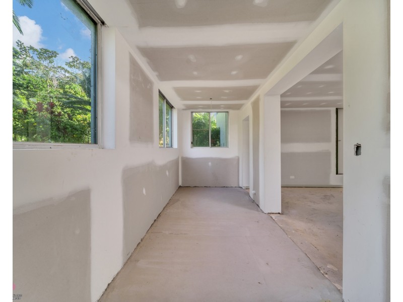 7 Webb Ct, Bingil Bay QLD 4852