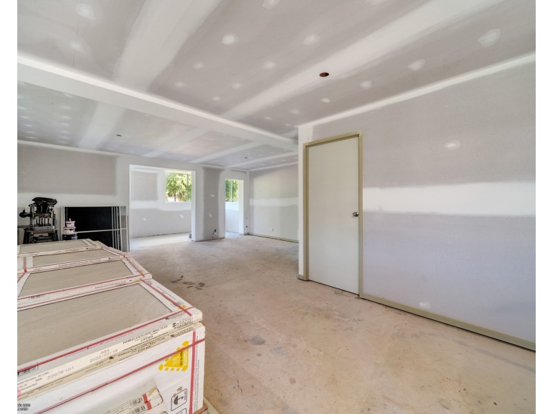 7 Webb Ct, Bingil Bay QLD 4852
