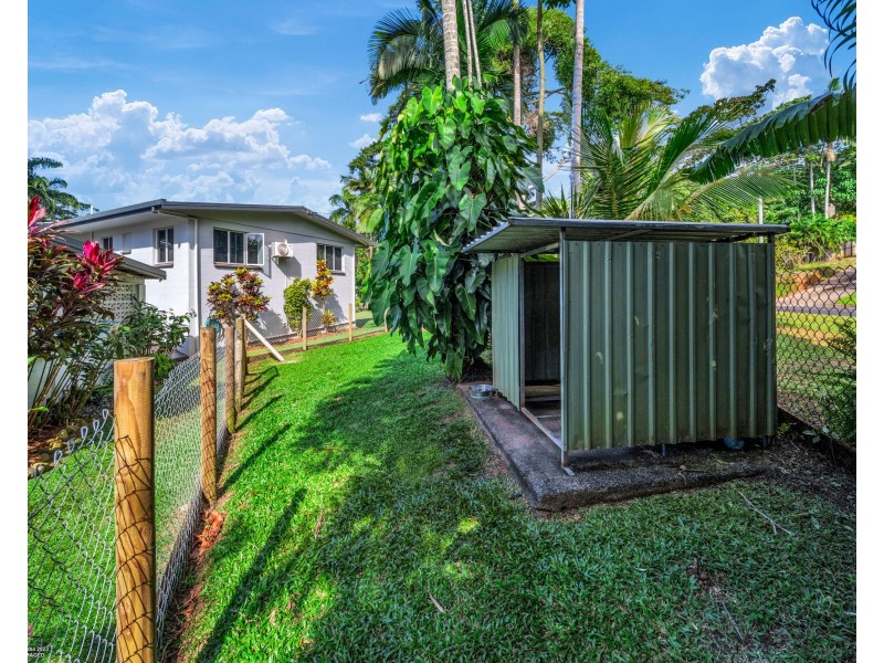 7 Webb Ct, Bingil Bay QLD 4852