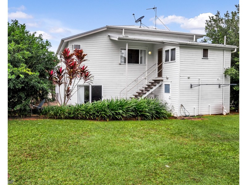 23 Admiralty Street, South Mission Beach QLD 4852