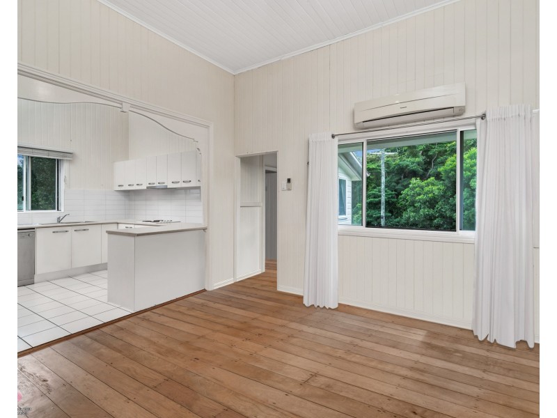 23 Admiralty Street, South Mission Beach QLD 4852