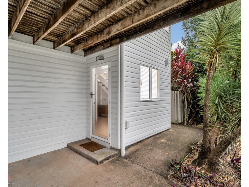 23 Admiralty Street, South Mission Beach QLD 4852