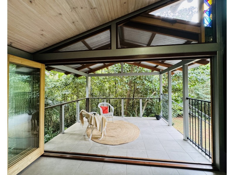 13 Bicton Cl, Bingil Bay QLD 4852