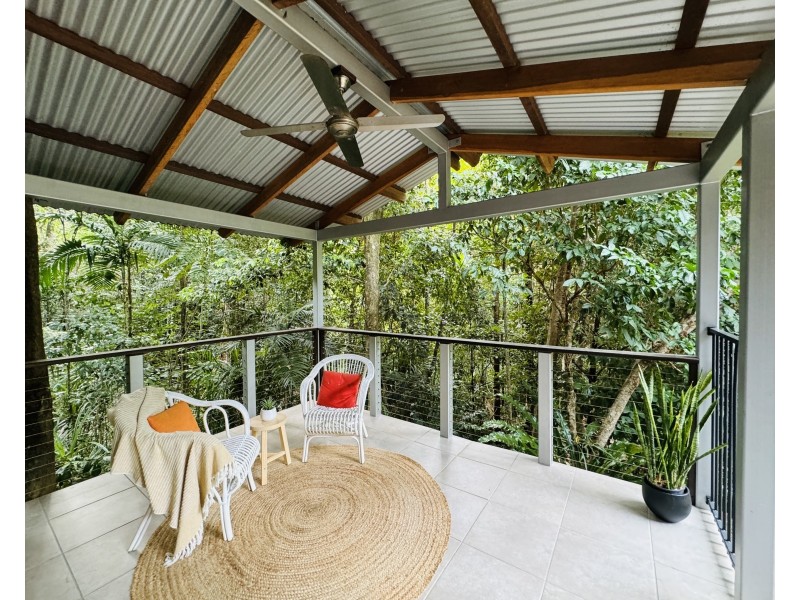 13 Bicton Cl, Bingil Bay QLD 4852