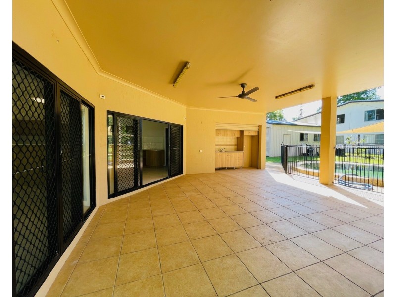 2 Wongaling Beach Rd, Wongaling Beach QLD 4852