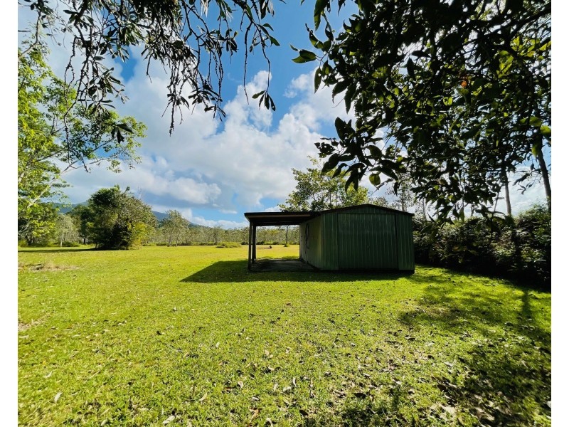 856 East Feluga Rd, East Feluga QLD 4854