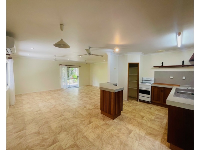 856 East Feluga Rd, East Feluga QLD 4854
