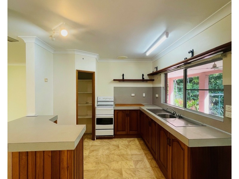 856 East Feluga Rd, East Feluga QLD 4854