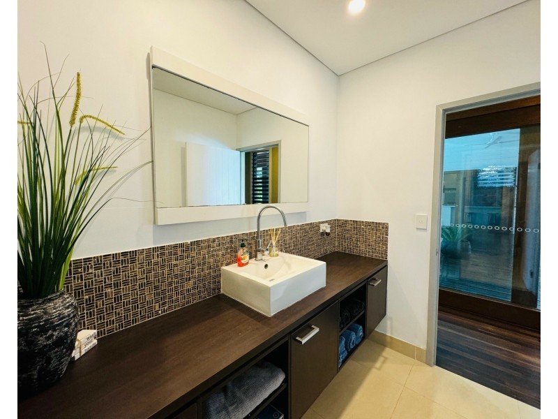 60 Mariner Dr, South Mission Beach QLD 4852