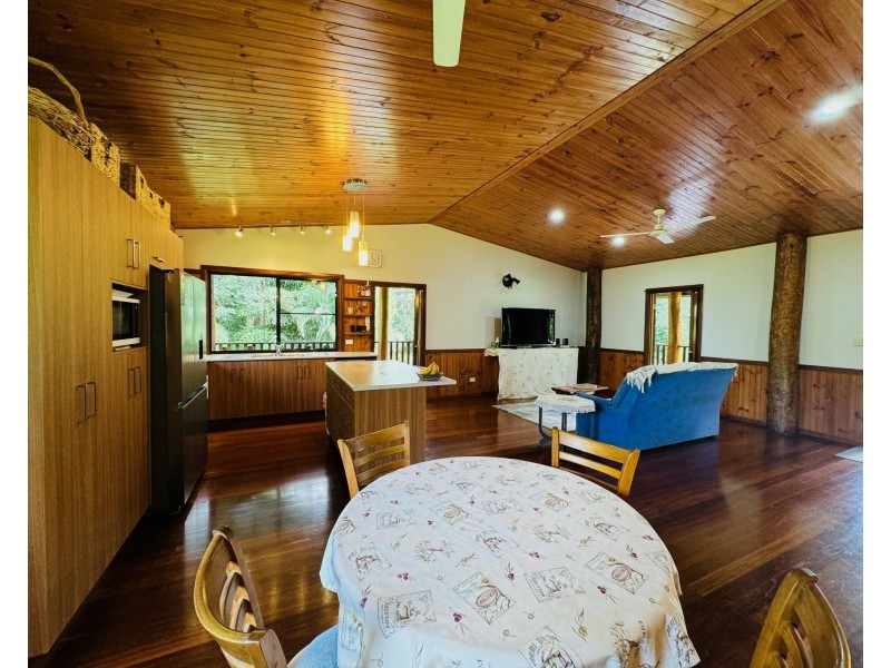 58 Bellenden Rd, Murrigal QLD 4854