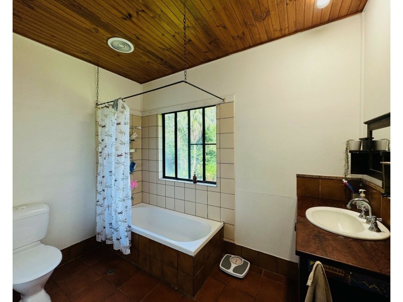 58 Bellenden Rd, Murrigal QLD 4854